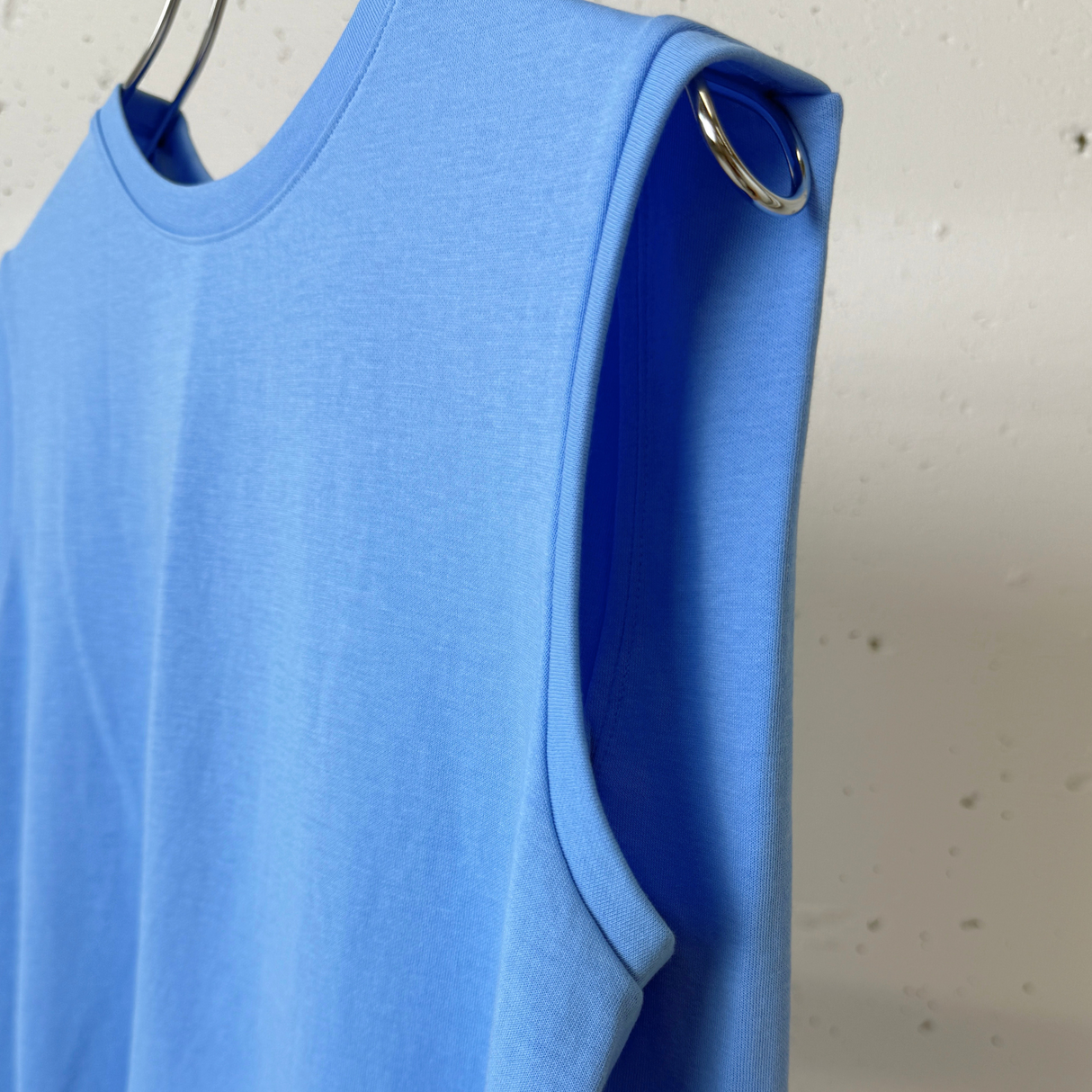 エアリティノースリーブTシャツ