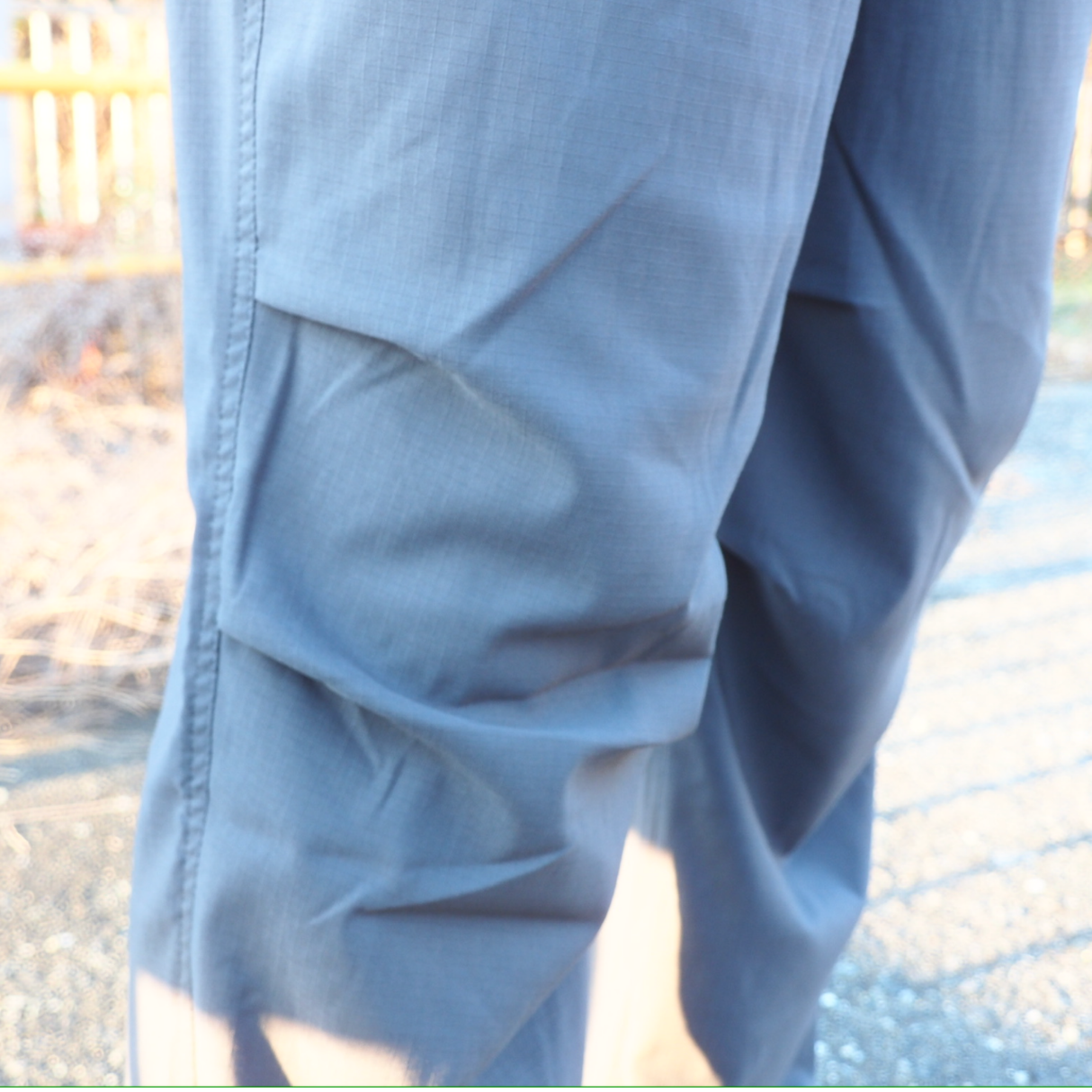 テックパラシュートパンツ