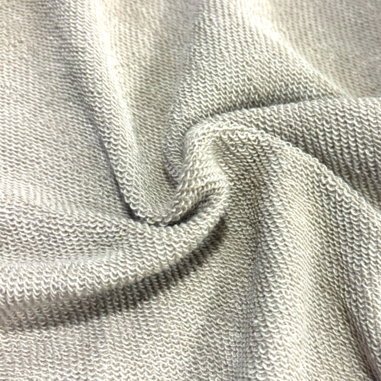 ふんわりタッチスウェットプルオーバー