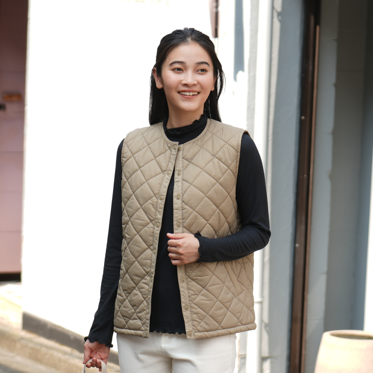 ライトパフベスト