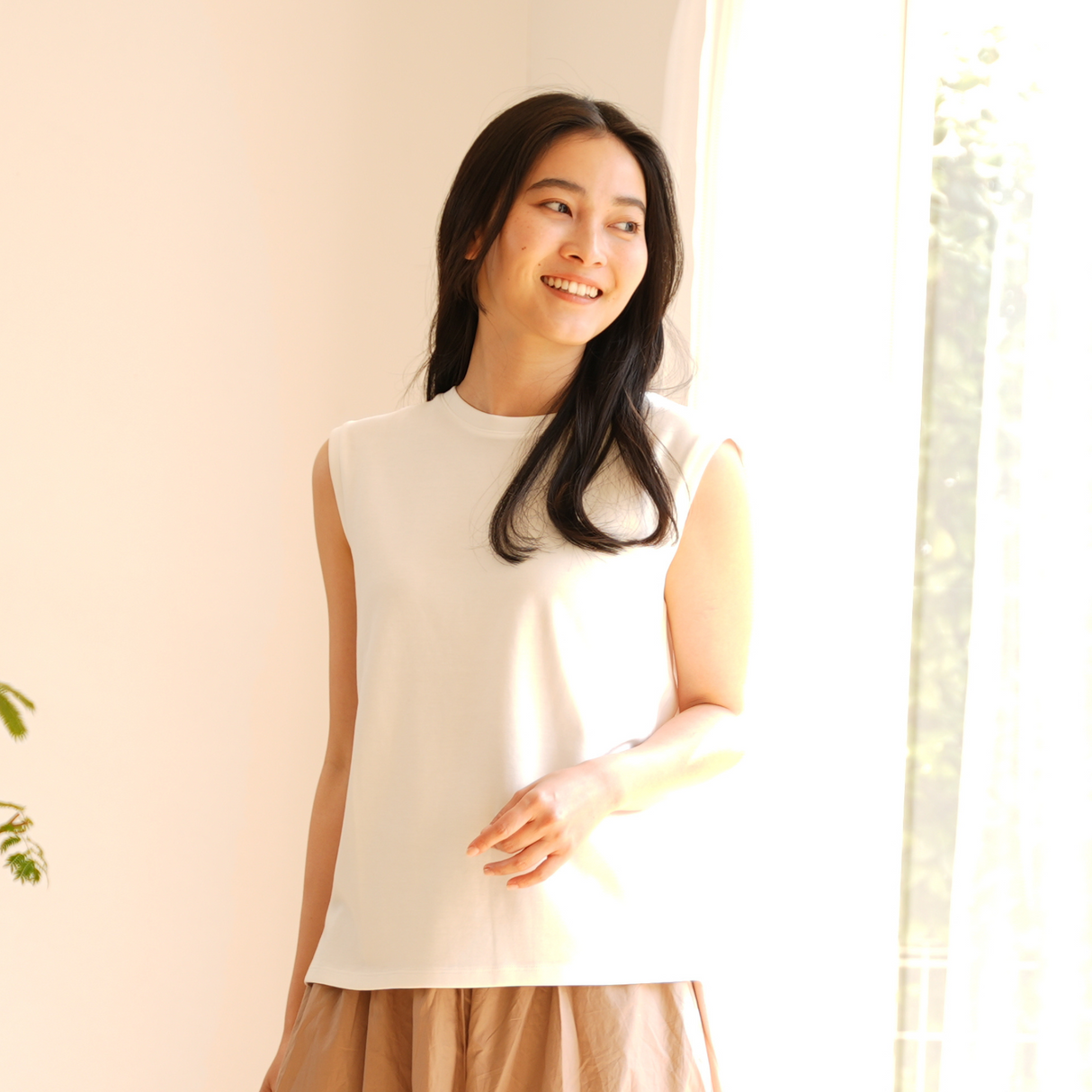 エアリティノースリーブTシャツ