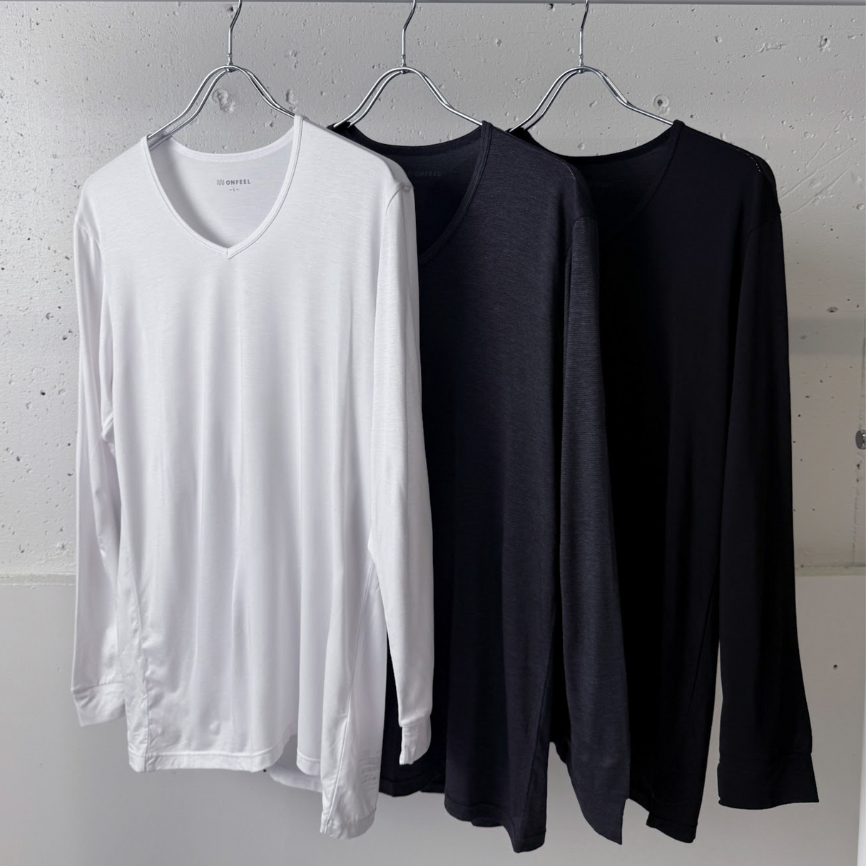 【ONFEEL】VネックインナーT/長袖