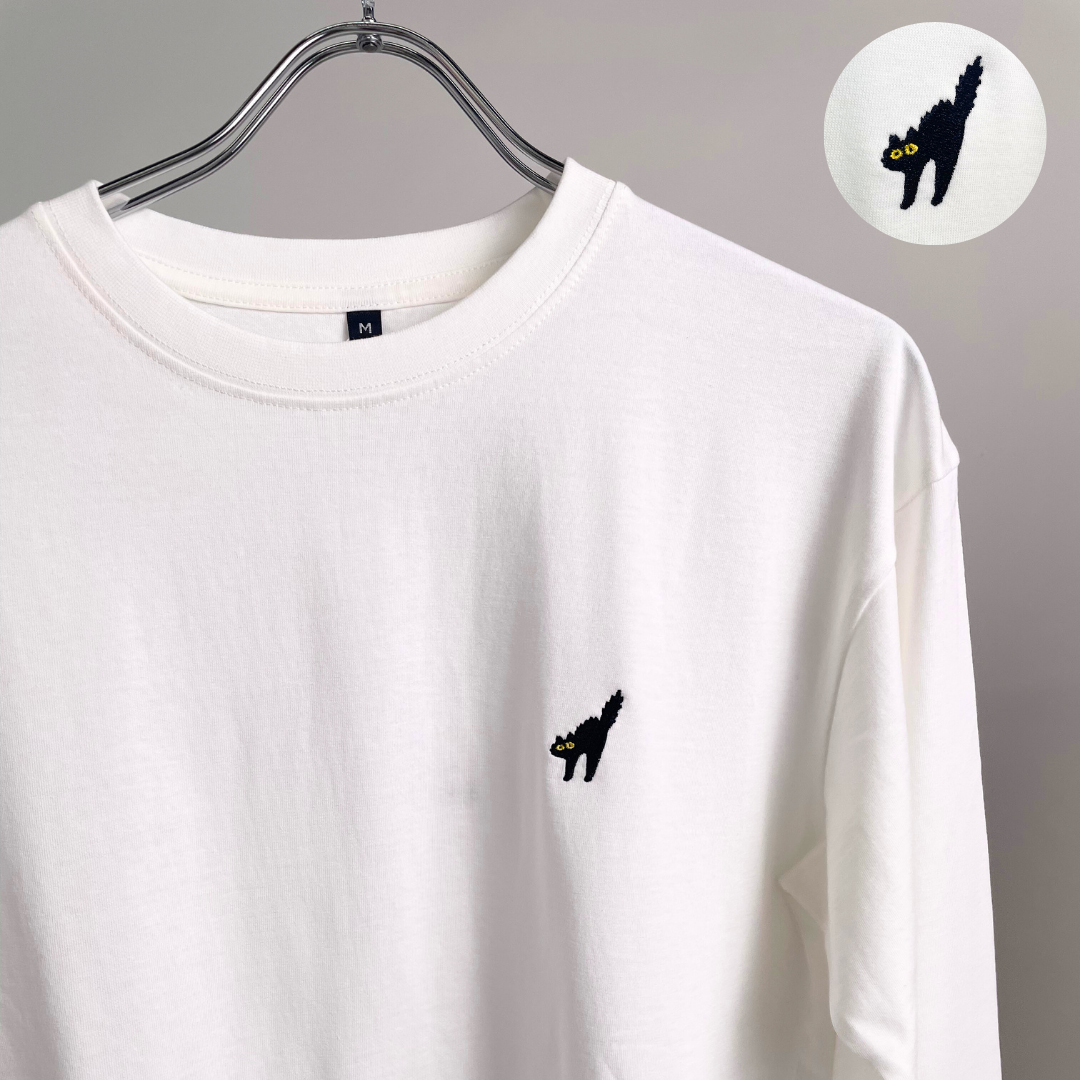 綿100%長袖刺繍Tシャツ