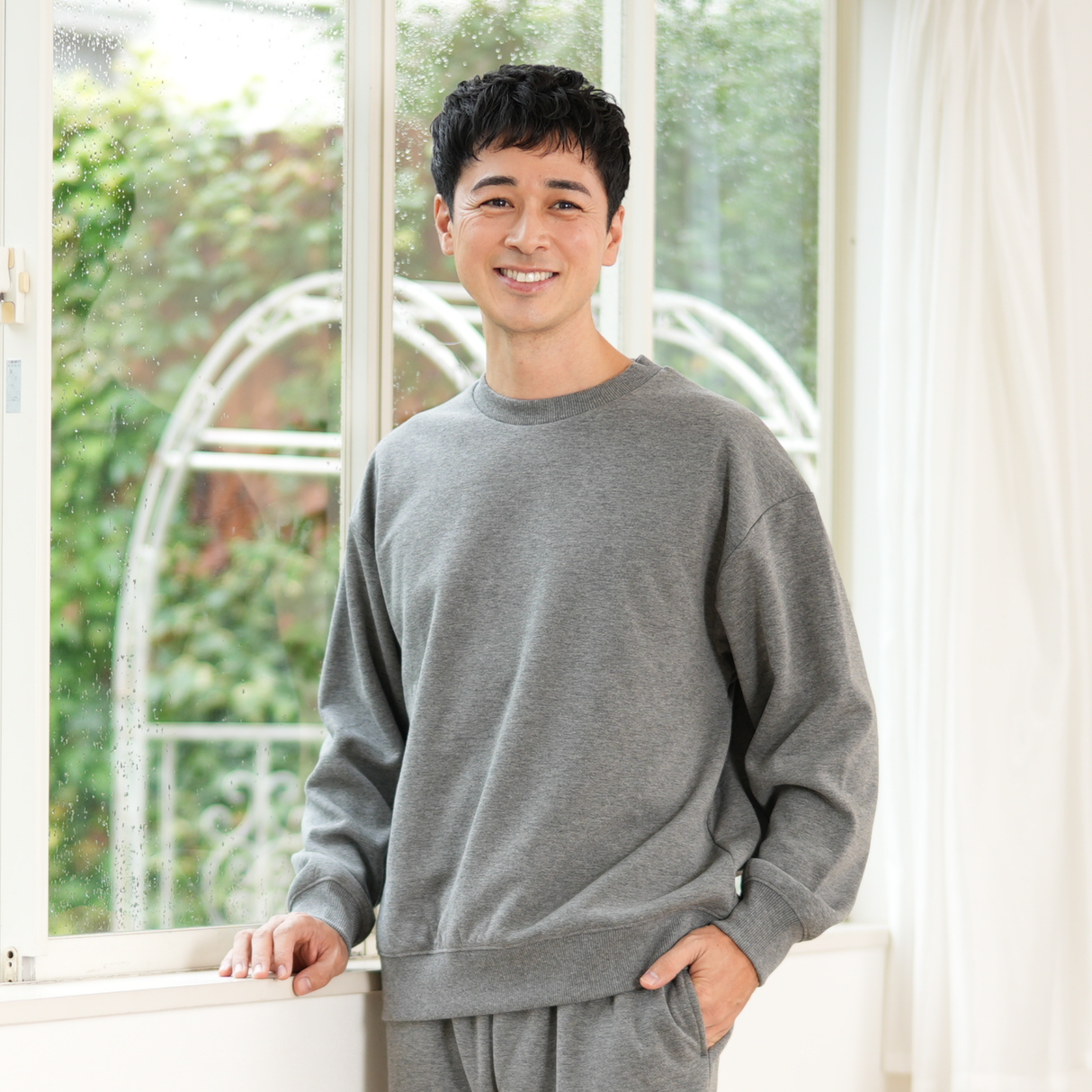 裏ボアクルーネックトレーナー