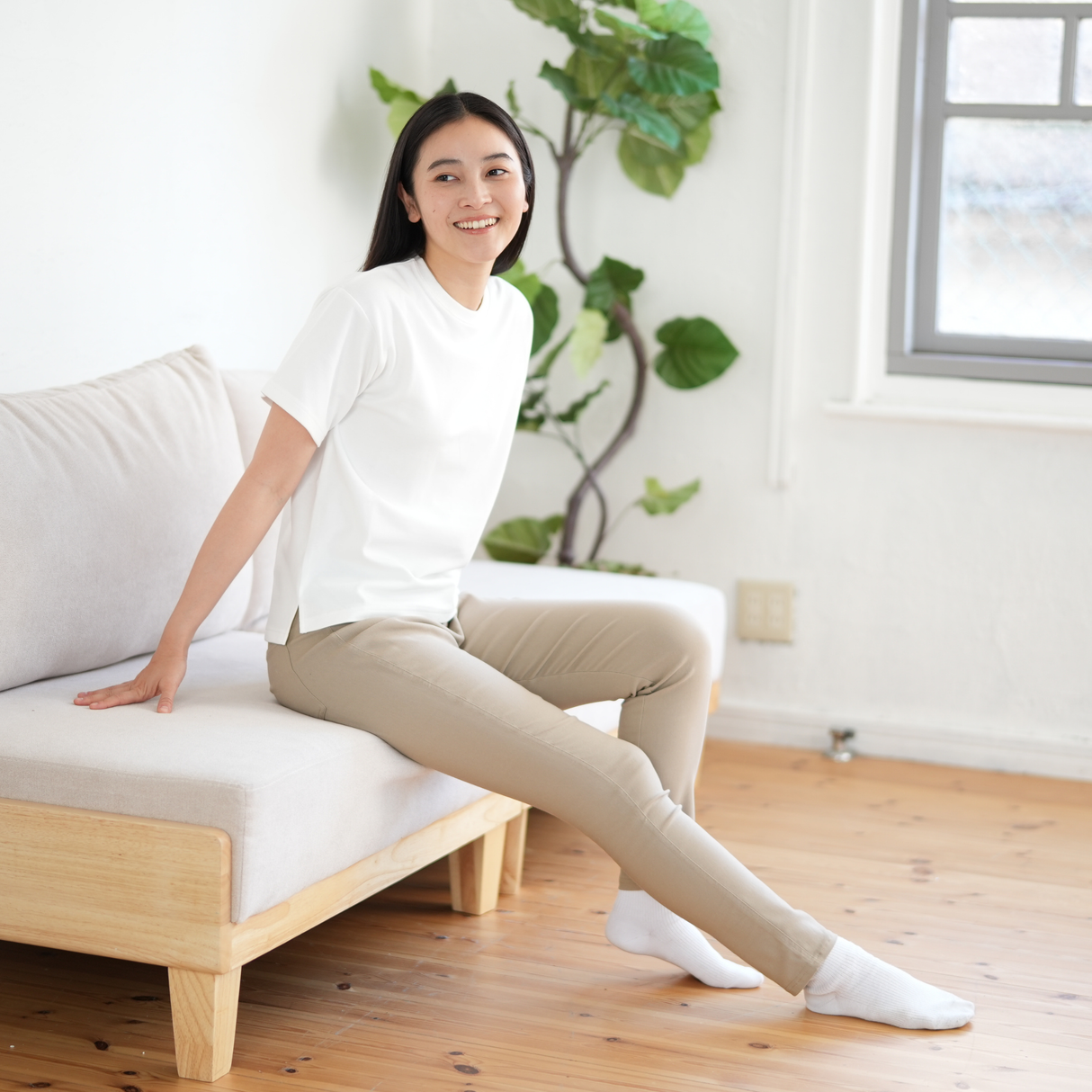 スラリノ レギンスパンツ