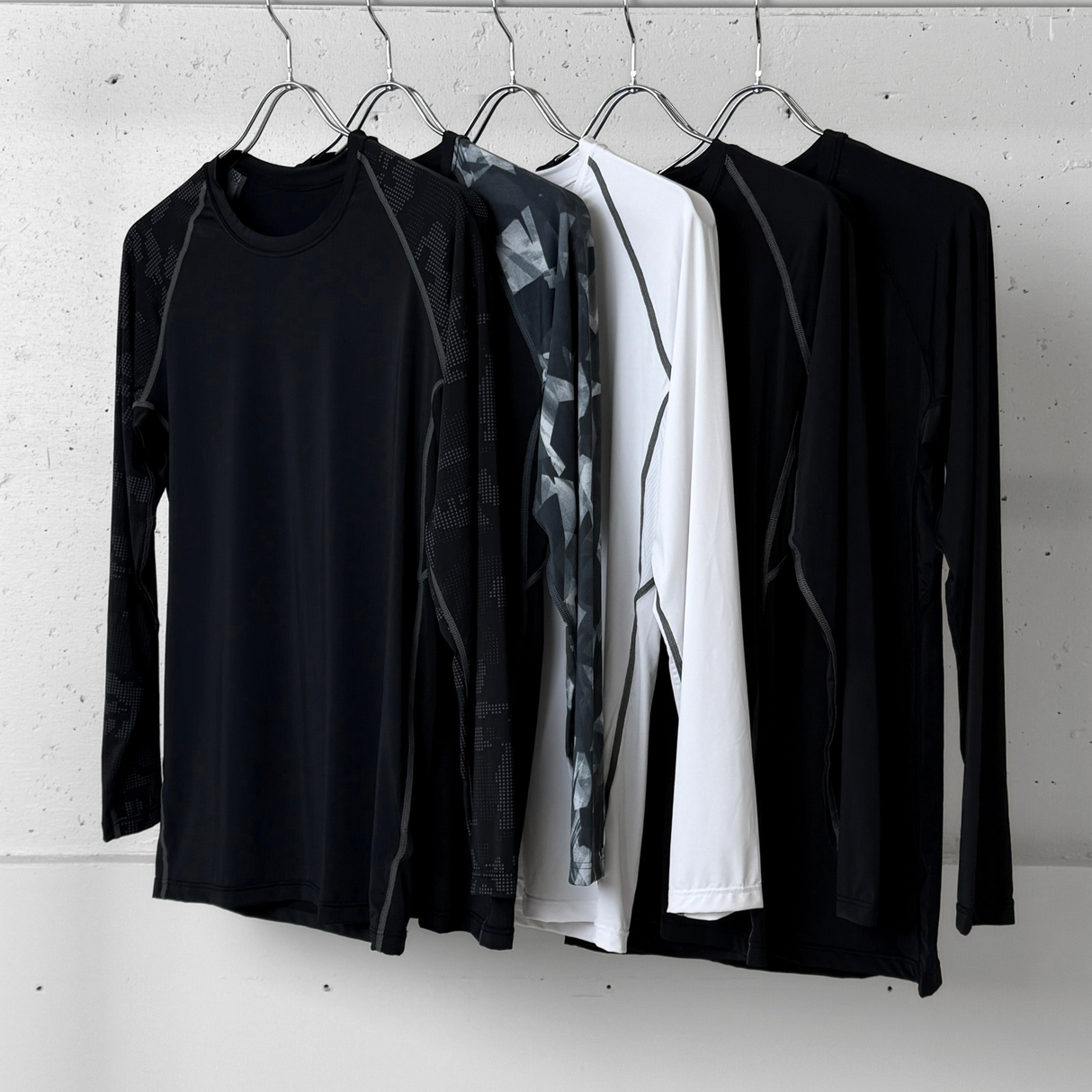 超冷感コンプレッションインナー(クルーネック)