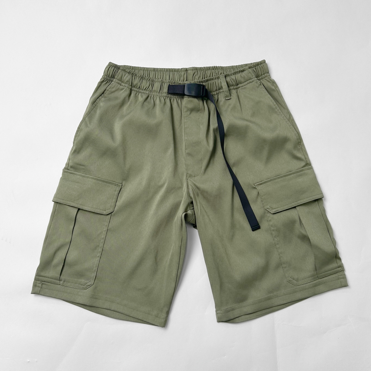 NOBIRUNOストレッチショートパンツ(カーゴ)