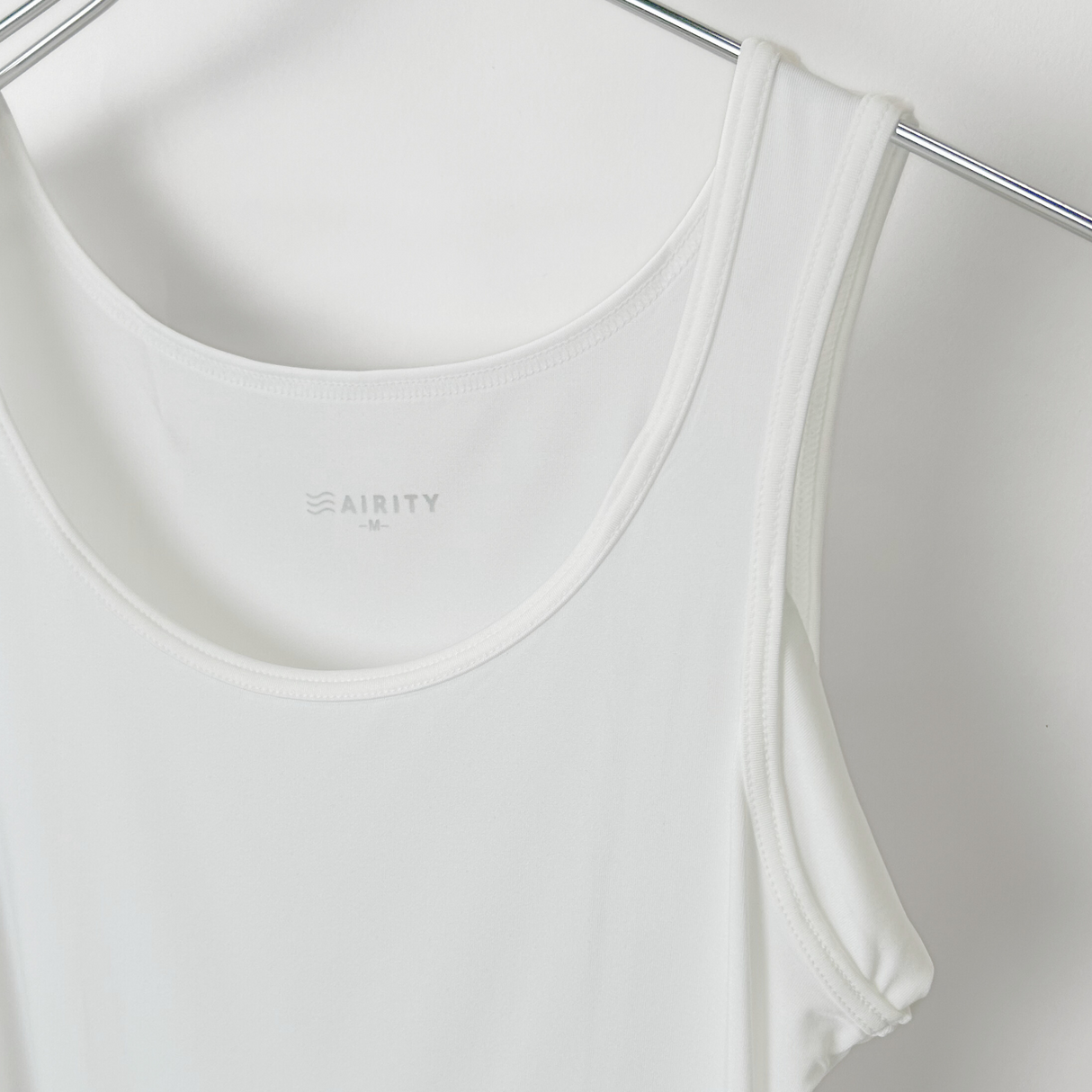 AIRITY汗取り付ナイロンタンクトップ