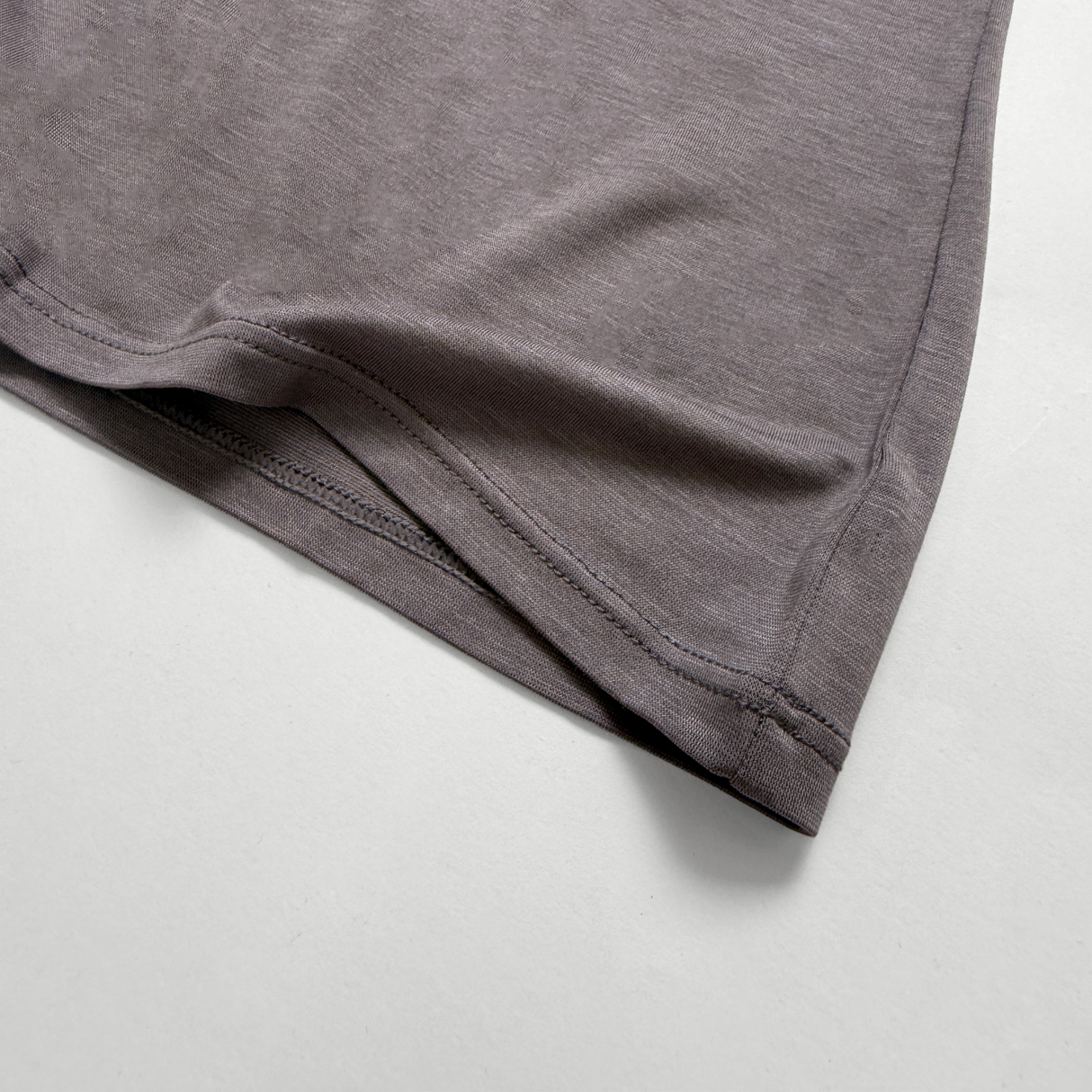 【ONFEEL】シームレスインナーT/8分袖