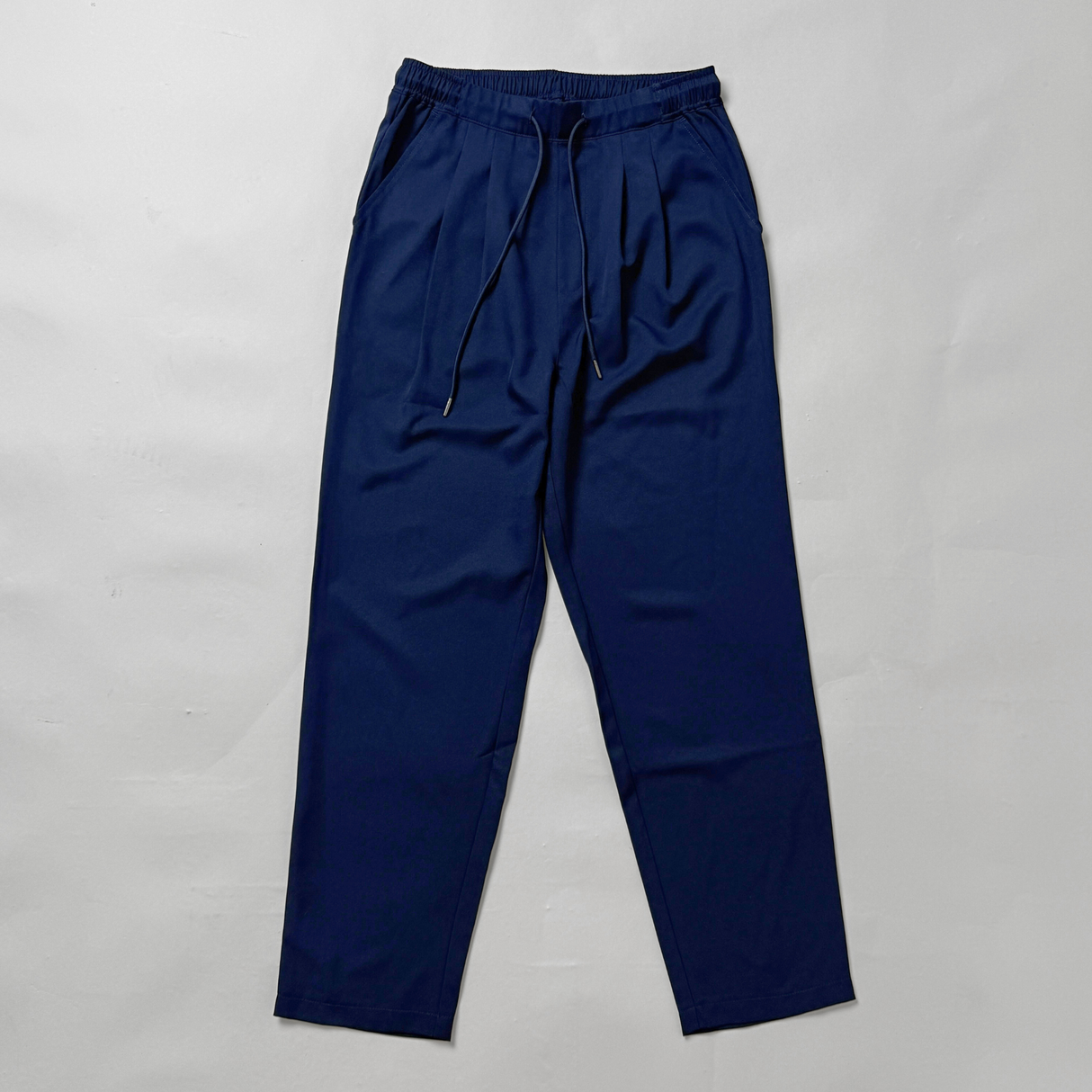 サラックステーパードパンツ