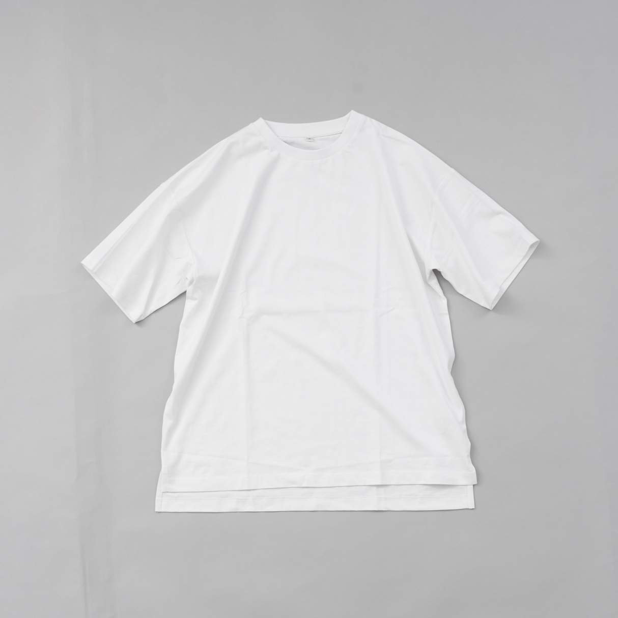 綿100%ワイドスリットTシャツ