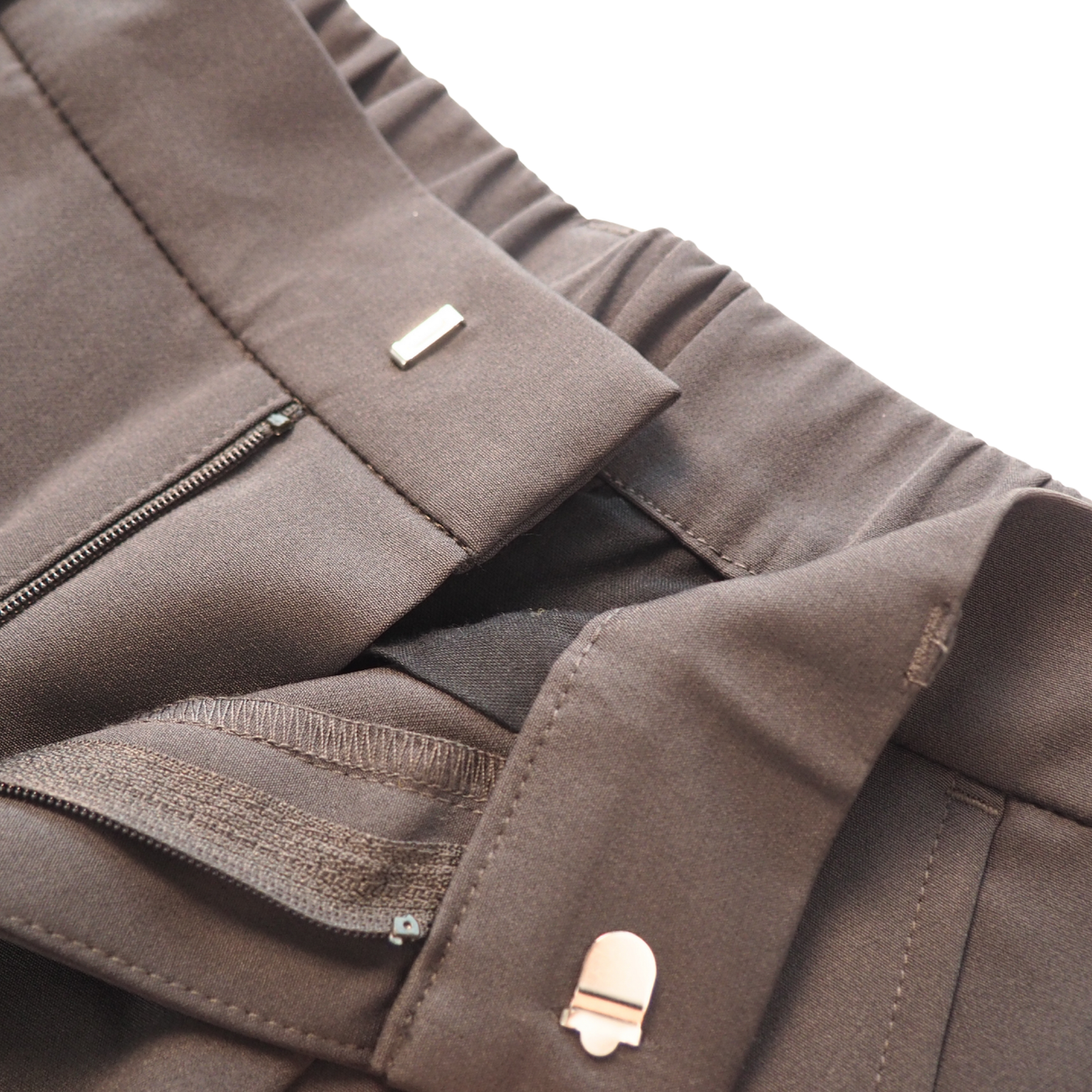 タックワイドパンツ