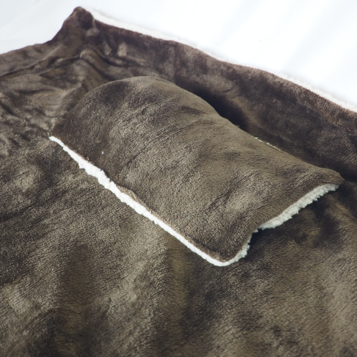 ポケット付ブランケット