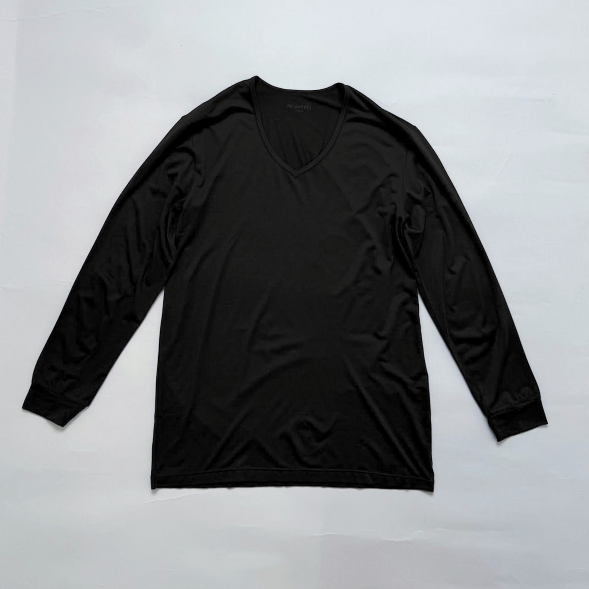【ONFEEL】VネックインナーT/長袖