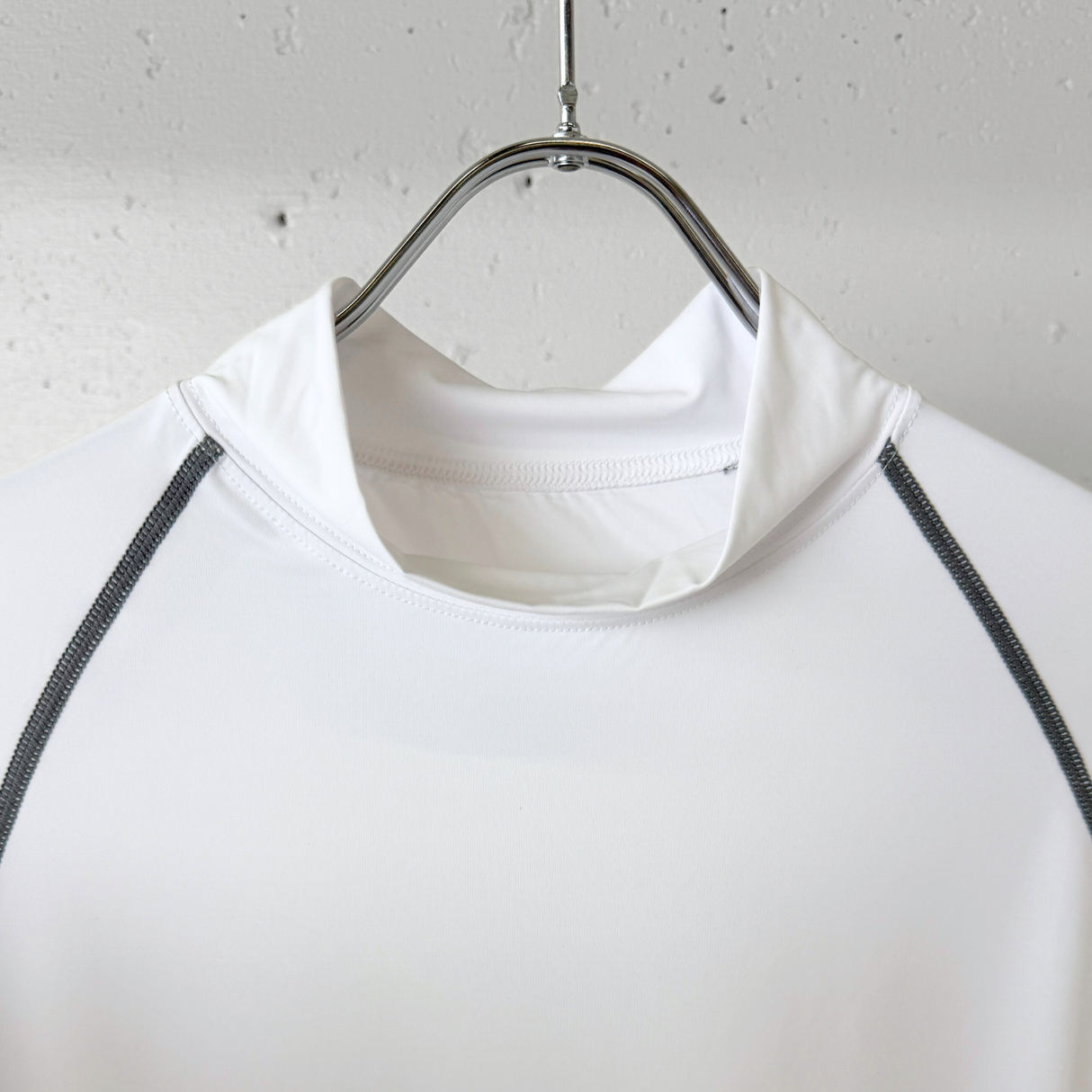 超冷感コンプレッションインナー(モックネック)