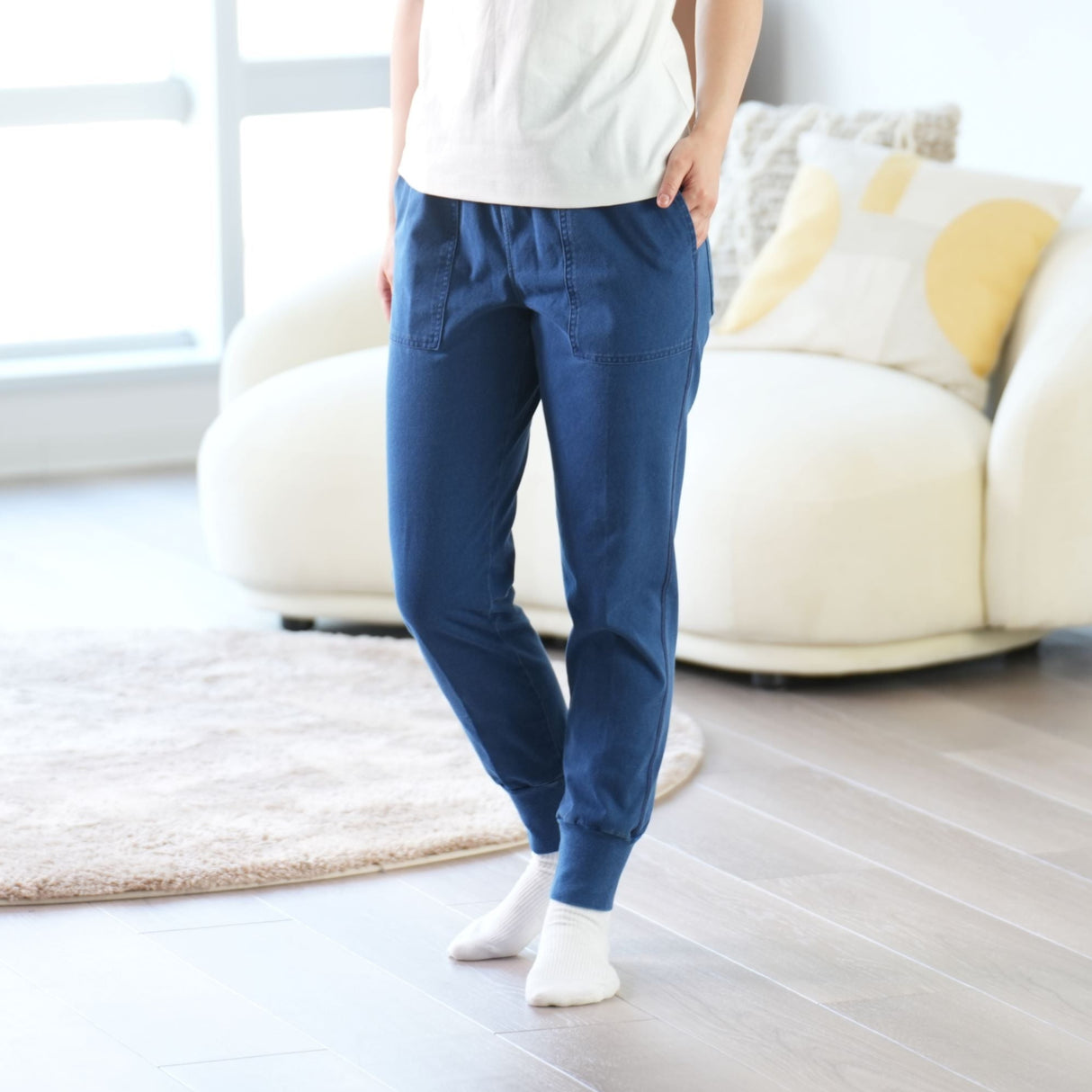 NOBIRUNOストレッチパンツ(デニム)