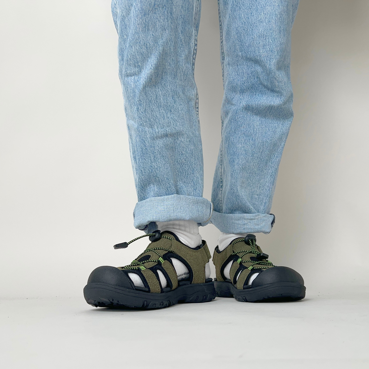 アウトドアサンダル