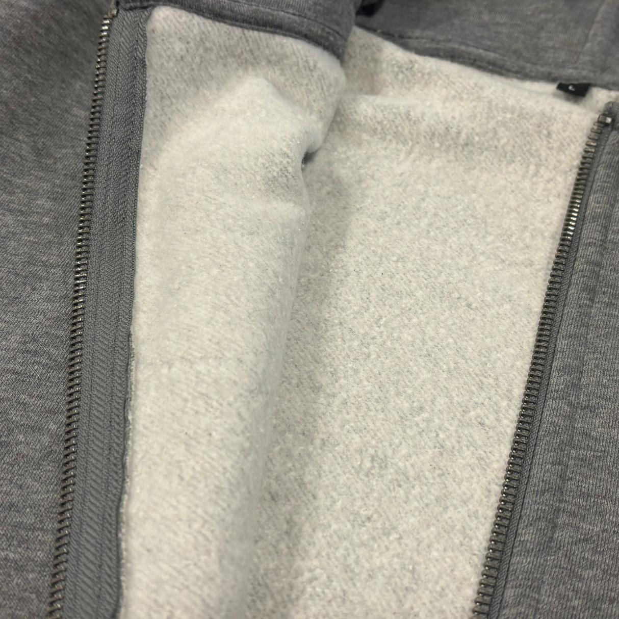 裏起毛スウェットダブルジップパーカー