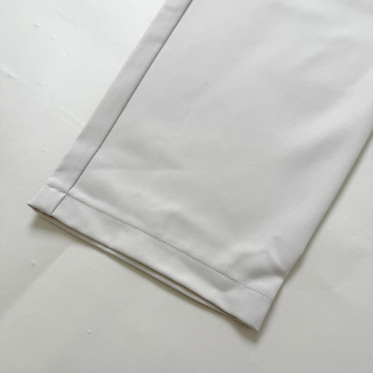 サラックステーパードパンツ