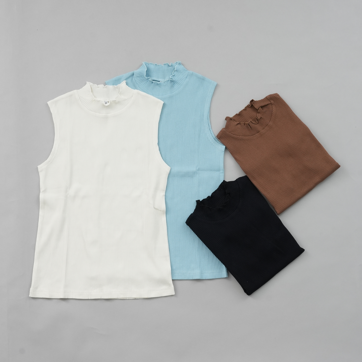 メロウノースリーブタンクトップ – RIALT