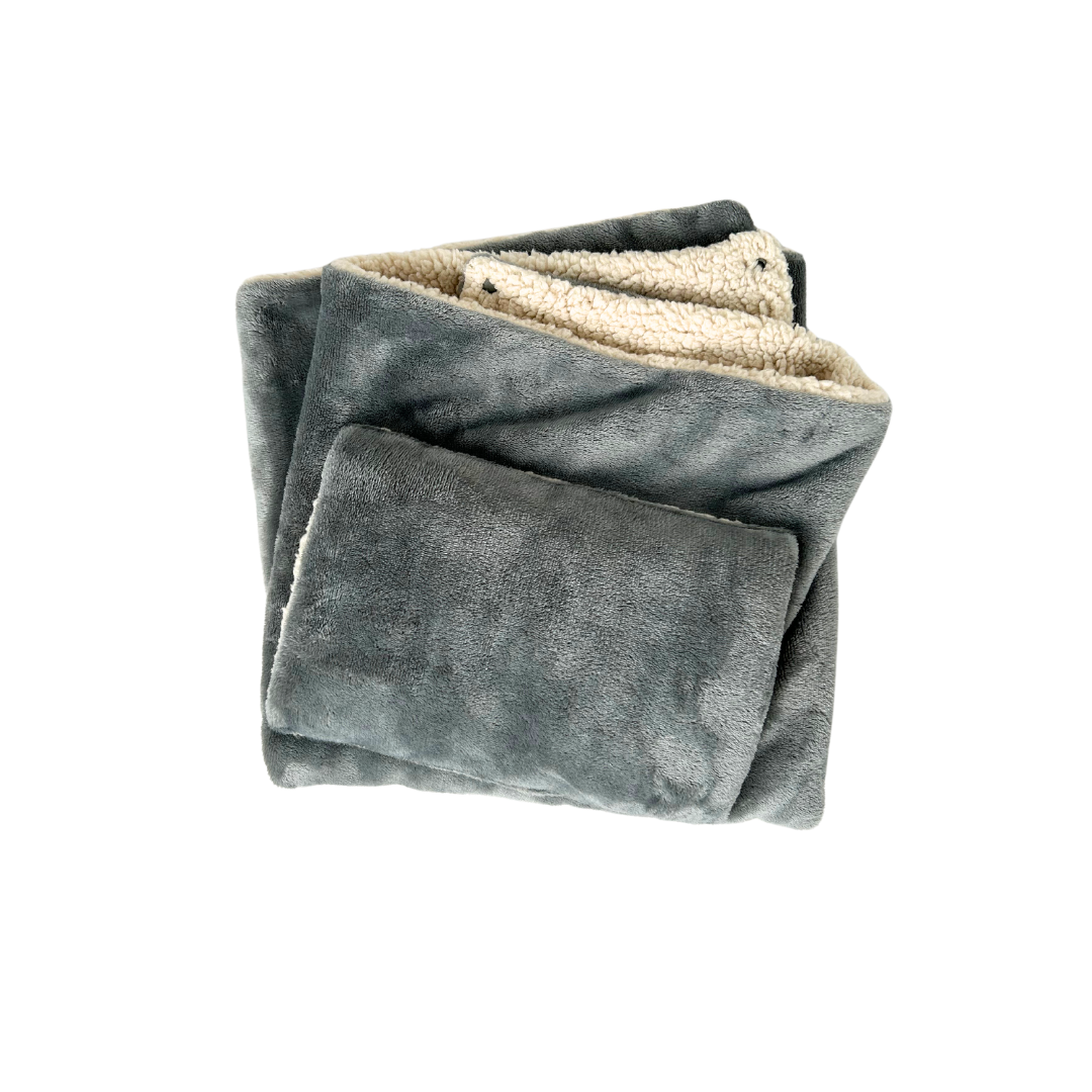 ポケット付きブランケット