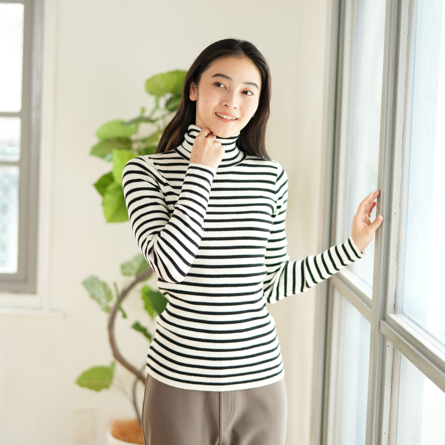 シルキーニットタートルネック – RIALT