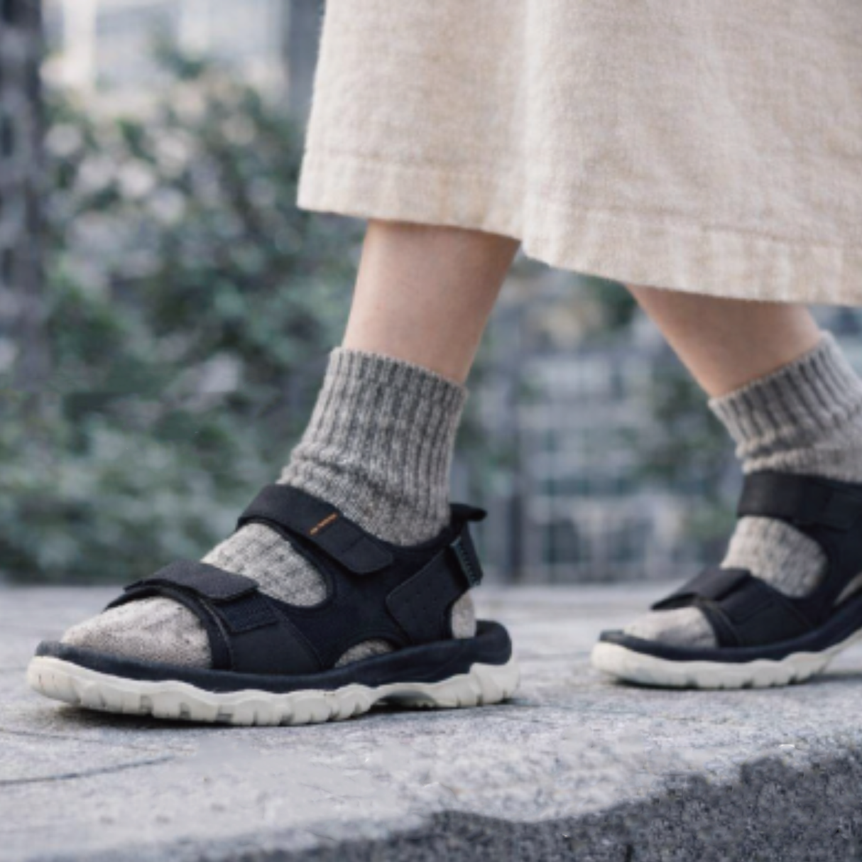 やわらかメッシュスポーツサンダル