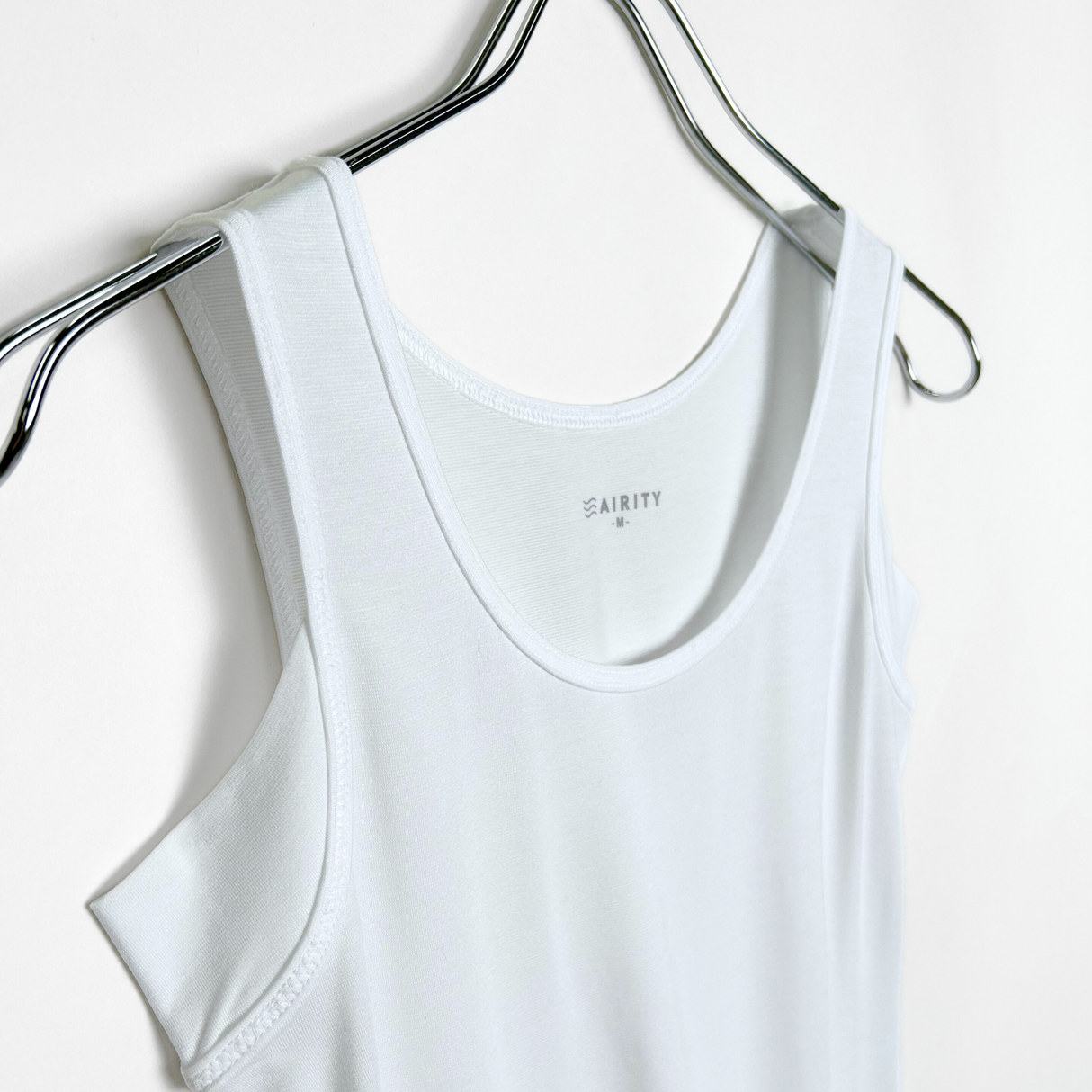 AIRITY汗取り付タンクトップ