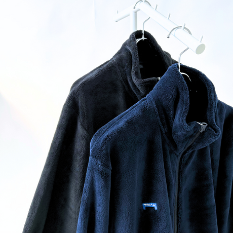 シルキーフリースジャケット（TRIAL刺繍）