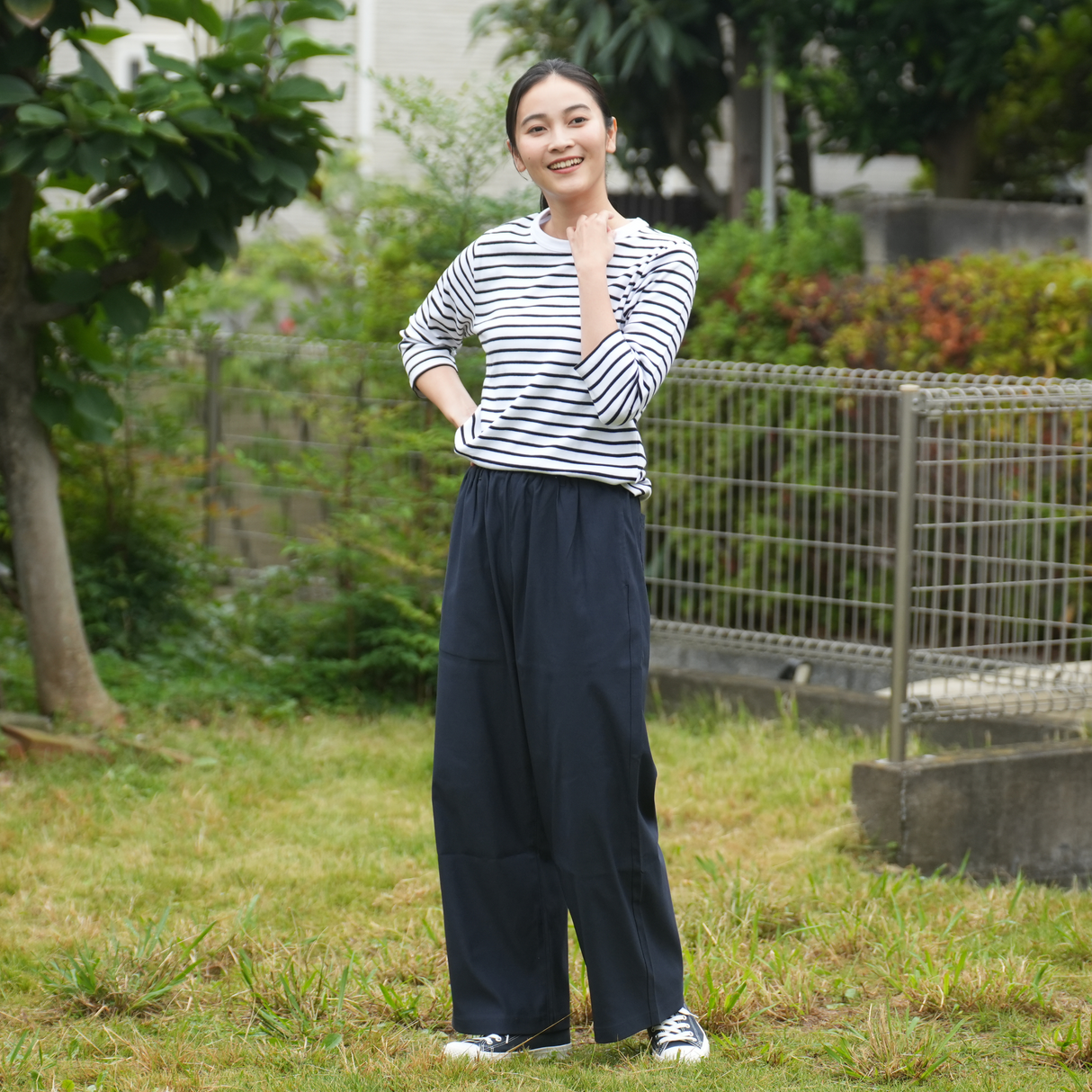 NOBIRUNOストレッチワイドパンツ – RIALT