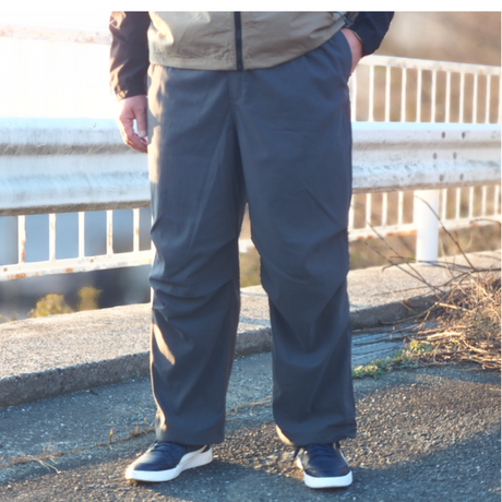 テックパラシュートパンツ