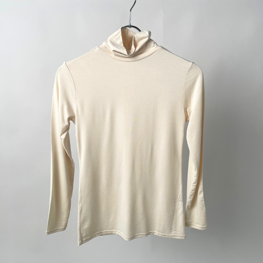 オンフィールタートルネックＴ/９分袖