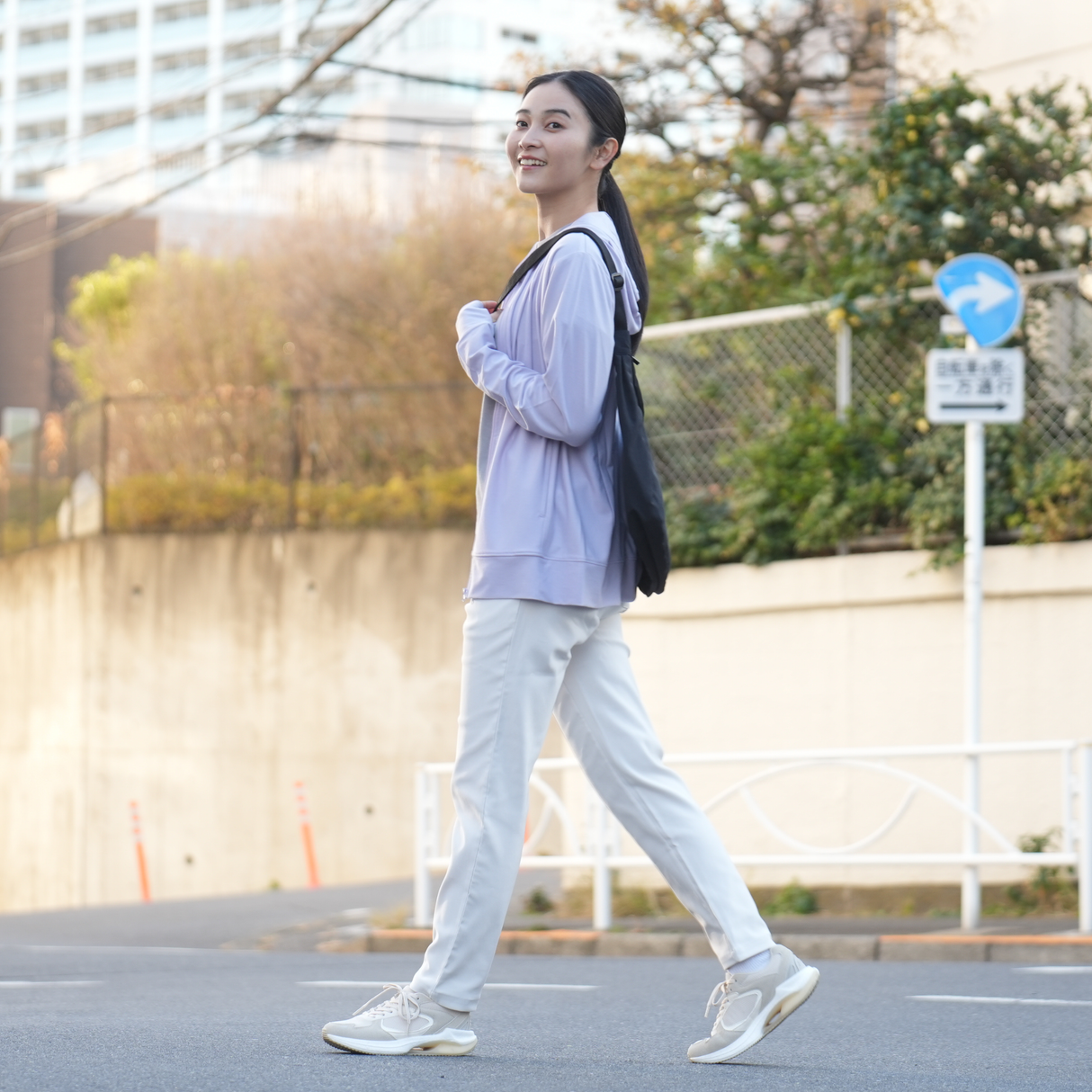 ［NOBIRUNO］ストレッチパンツ