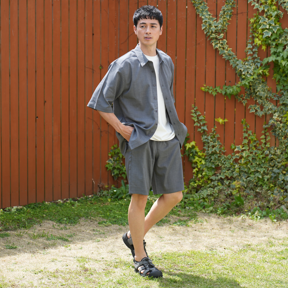NOBIRUNOストレッチショートパンツ（リネンライク）