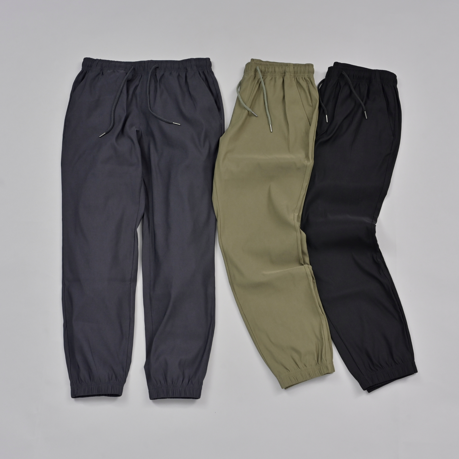 NOBIRUNOストレッチパンツ（ジョガー） – RIALT