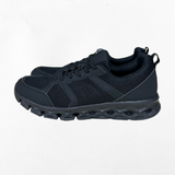 しゃがみやすいメッシュスニーカー