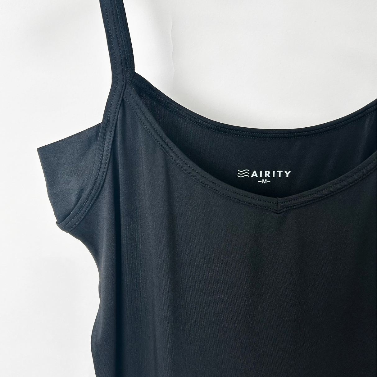 AIRITY汗取り付ナイロンキャミソール
