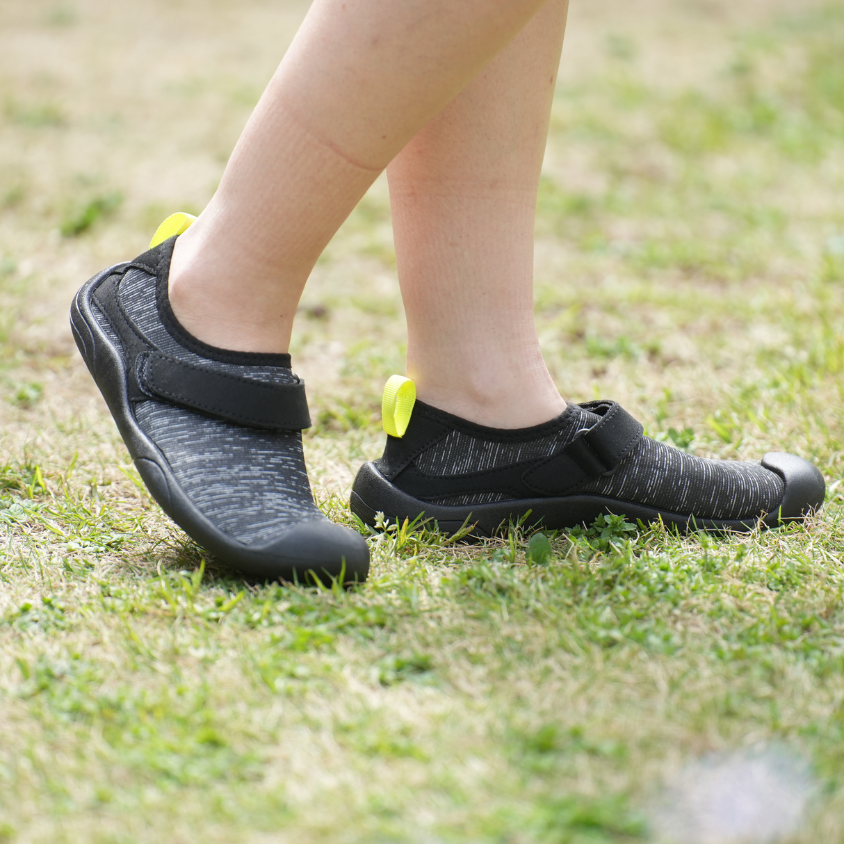 水陸両用シューズ