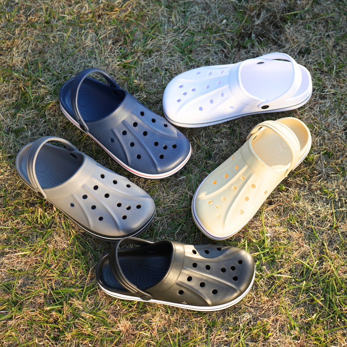 クロッグサンダル（ユニセックス）