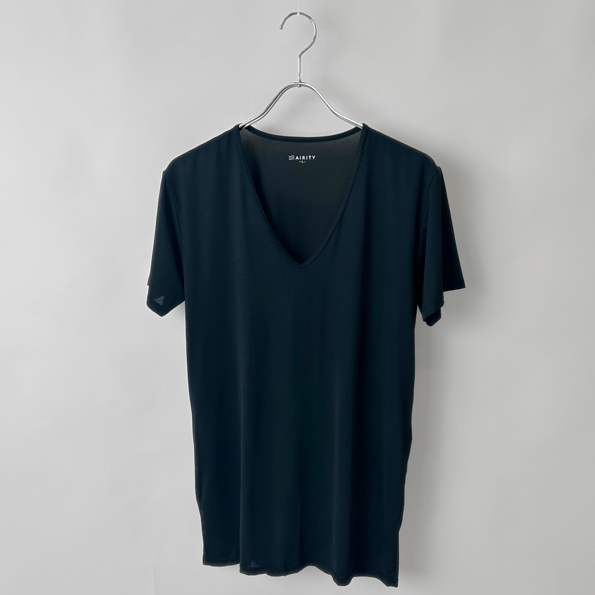 AIRITYメッシュＶネック半袖