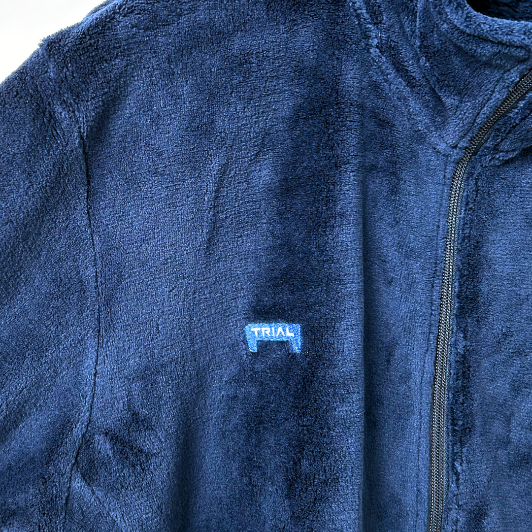 シルキーフリースジャケット（TRIAL刺繍）