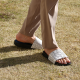 シャワーサンダル