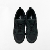 しゃがみやすいメッシュスニーカー