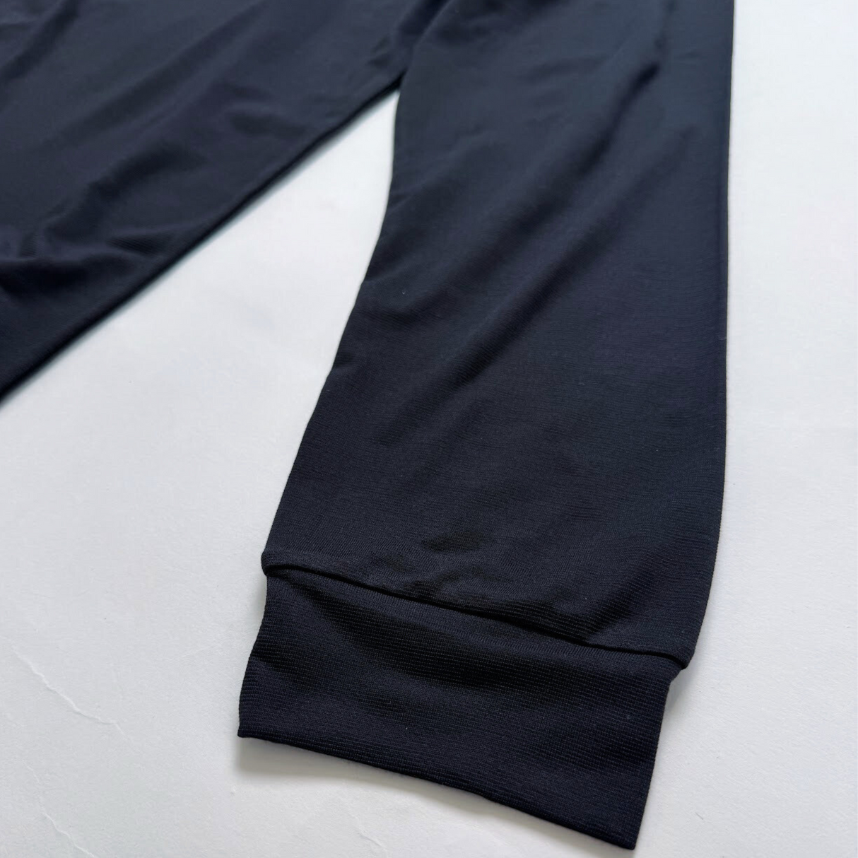 【ONFEEL】クルーネックインナーT/長袖