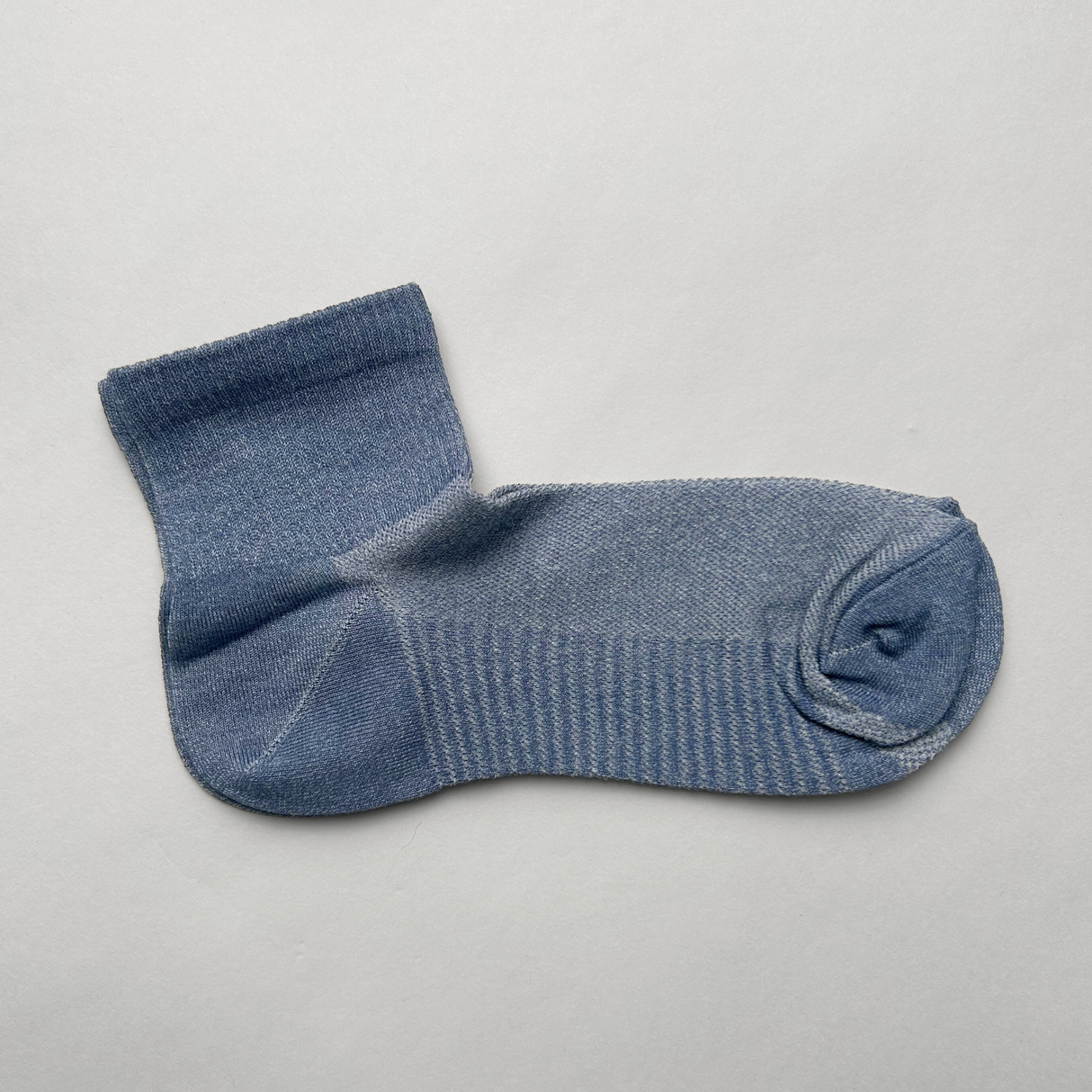 AIRITYソックスハーフスニーカー（メッシュ）