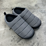 ダウン調サンダル