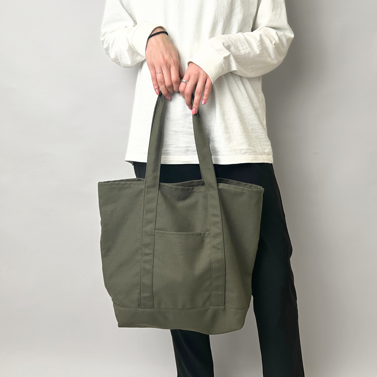 たっぷりカジュアルトートバッグ