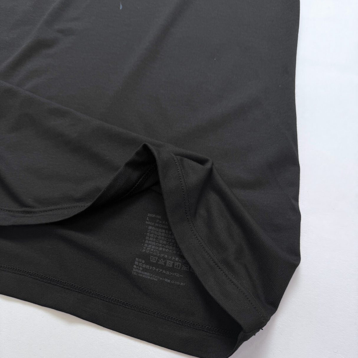 【ONFEEL】ＶネックインナーT/半袖