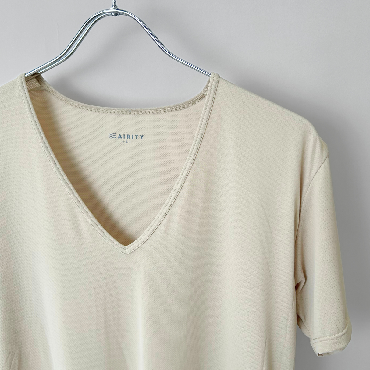 AIRITYメッシュＶネック半袖