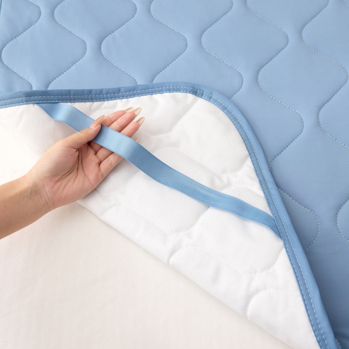 AIRITYもっちりひんやり敷きパッド